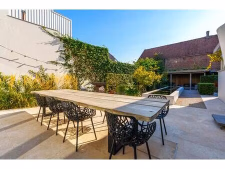 uitzonderlijke stadswoning met praktijkruimte in torhout