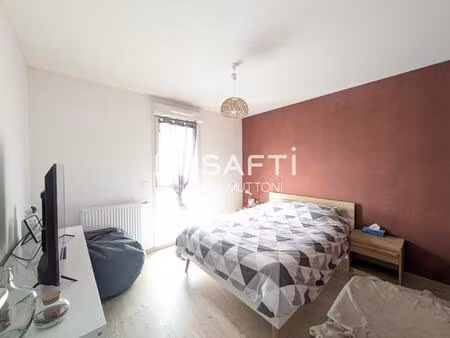 sales 74150 - appartement t4 avec garage double
