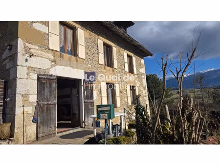 maison en pierres à rénover avec vue exceptionnelle (130 m²)