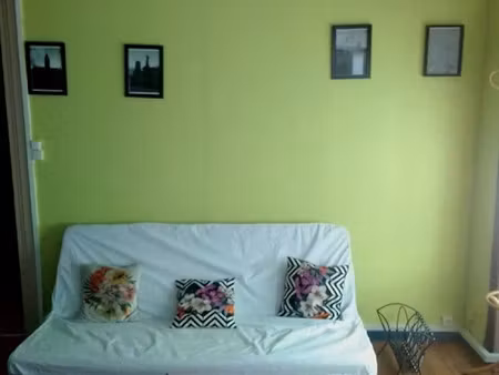 location meublée appartement 2 pièces 33 m² à dunkerque (59140)  700 €