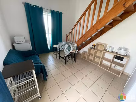 location meublée duplex 2 pièces 32.99 m² à saint pierre (97410)  720 €