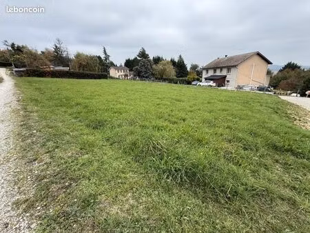 terrain 375 m² beaurepaire