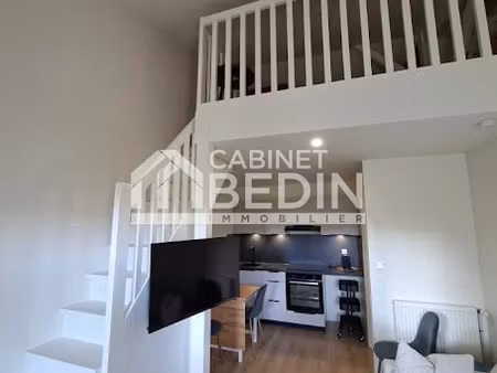 location meublée locaux professionnels 2 pièces 29.5 m² à quinsac (33360)  887 €