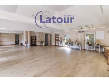 location locaux professionnels 139 m² à dreux (28100)  1 400 €