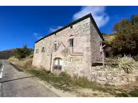 maison en pierre