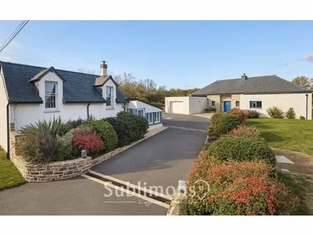 ? bien atypique avec piscine intérieure et maison indépenda