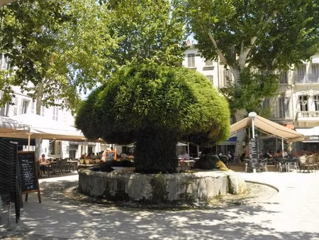 salon de provence - terrain constructible - 536m2 - 240 000eur