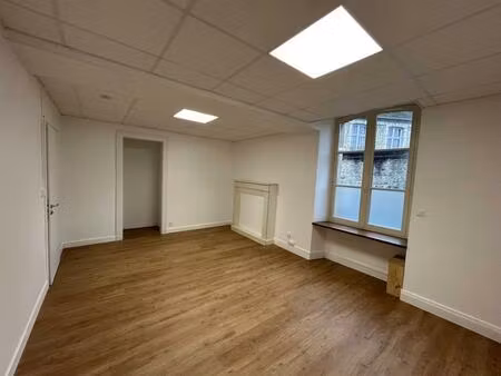 centre mortagne au perche  bureau de 17m² à louer