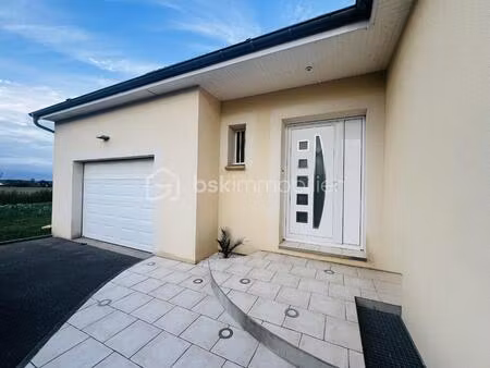 pavillon de 193 38 m² à ferrieres-haut-clocher