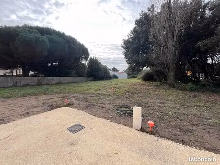 terrain 622 m² le grand village plage