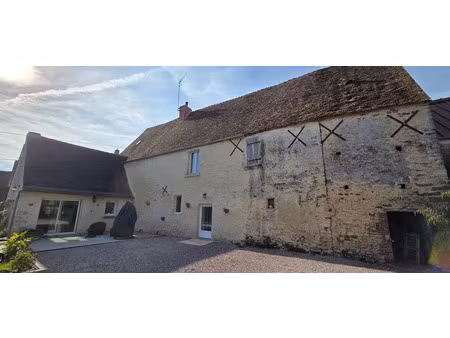 vente maison 4 pièces 145 m² à saint-christophe-le-jajolet (61570)  204 000 €