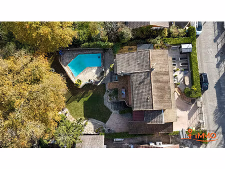 grande villa 8 pièces 5 chambres piscine