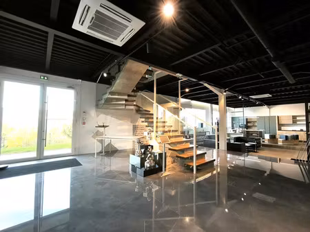 bâtiment indépendant - 140m² à 851m² - showroom / entrepôt / bureaux - belloy en france