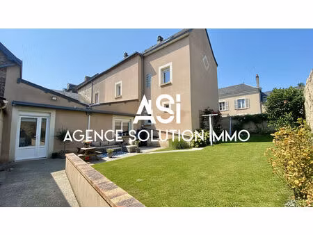 maison de bourg grez en bouère 9 pièce(s) 150 m2-7 chambres