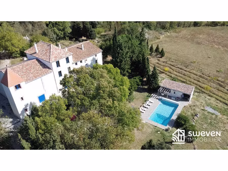 demeure d'exception avec vue montagnes + gîte rentable – 4 4