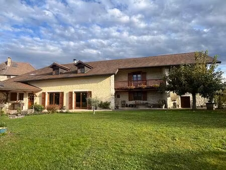 propriete 280m2+ terrasse couverte +garage + cave+ atelier+carport sur 2000m2 de terrain