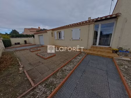 bompas  villa 4 faces de plain pied avec garage.