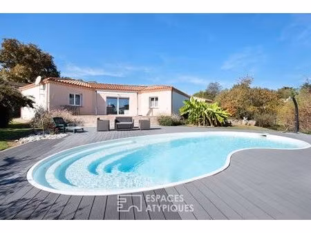 villa avec piscine sur les hauteurs d'arthes