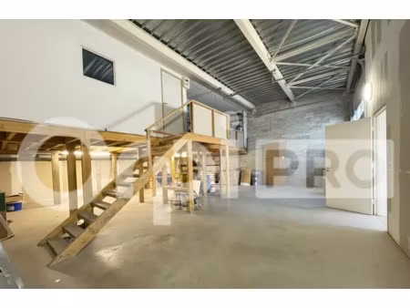 local d'activite a vendre