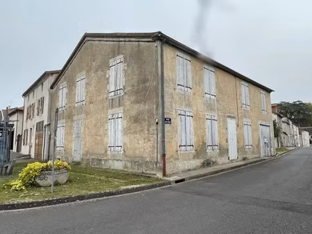 vente maison 6 pièces 191 m² à randan (63310)  65 000 €