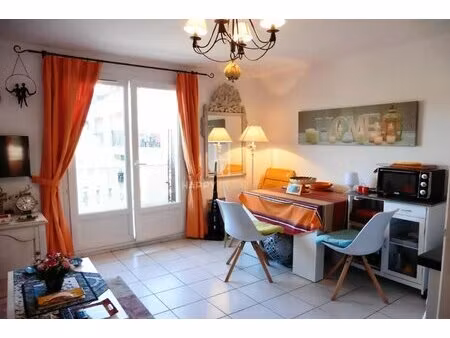 paradou  dans résidence privée et sécurisée avec vue