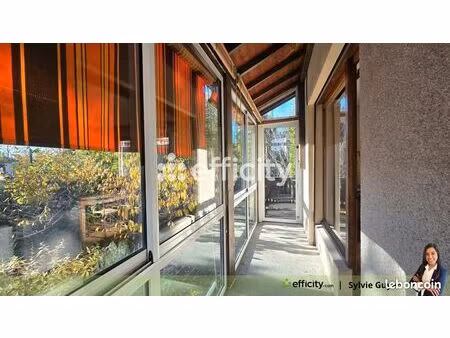 pavillon 5 pièces 160 m²