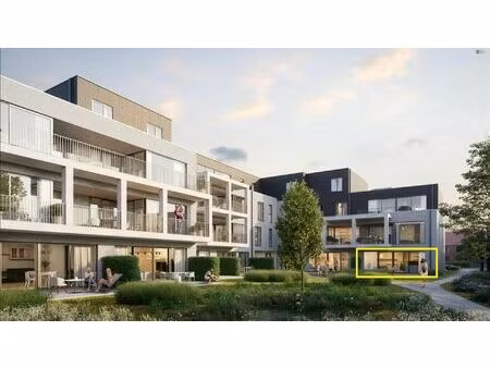 gelijkvloers 3 slaapkamer appartement met zui gericht terras