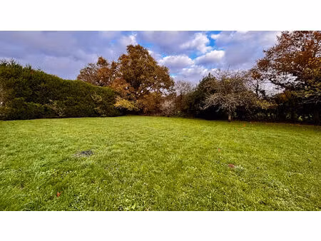 achat terrain 886m²