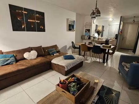 location appartement 4 pièces meublé 81m² ambares et lagrave 33440