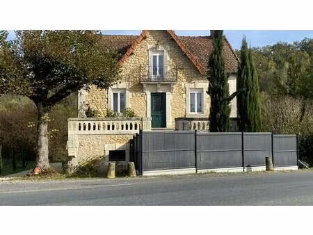charmante maison bourgeoise avec jardin et appartement indépend
