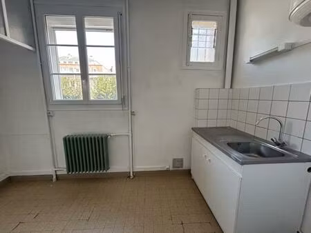 location appartement 2 pièces 46m² lisieux 14100