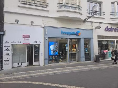 location commerce 120 m² à tours (37000)