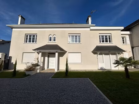 vente maison 6 pièces 190m2 pau 64000 - 349000 € - surface privée