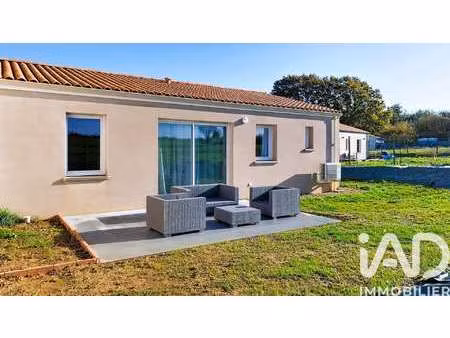 vente maison à neuvy-en-mauges (49120) : à vendre / 67m² neuvy-en-mauges