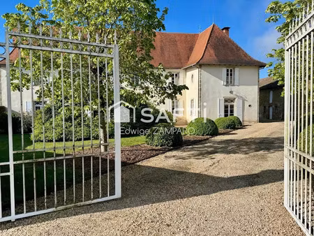 vente maison 9 pièces 304 m² à la chapelle-montbrandeix (87440)  750 000 €