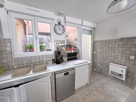 vente appartement 3 pièces 56.62 m² à port-de-bouc (13110)  118 700 €