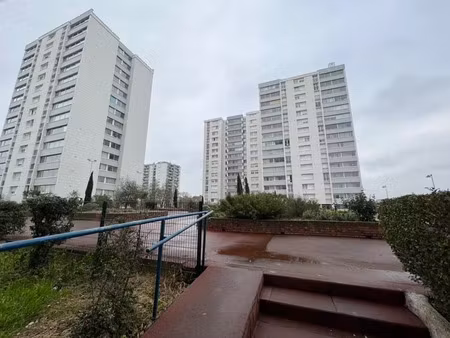 vente appartement 5 pièces 75 m² à saint-pierre-des-corps (37700)  77 420 €