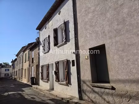 maison de ville possédant 2 chambres