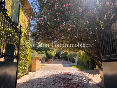 propriété de charme: maison de maître & son parc à la frança