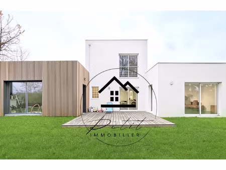 maison d'architecte 3 ch  essuiles