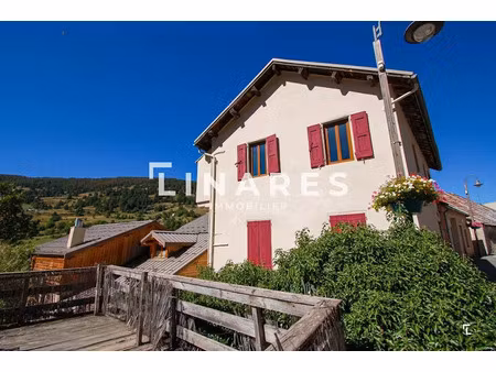 vente appartement 6 pièces 143 m² à vars (05560)  484 000 €
