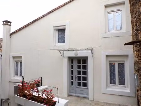 maison de village 4 pièces 75 m²