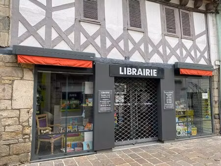 immeuble mixte commerce et habitation