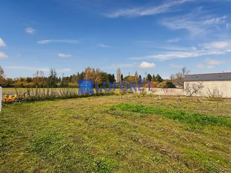 vente terrain 700 m² à allonnes (49650)  33 500 €