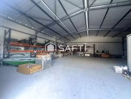 vente immeuble à benet (85490) : à vendre / 700m² benet