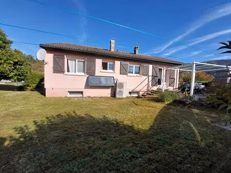 fresse sur moselle (hautes-vosges) - charmante maison de plain-pied  3 chambres et terrain