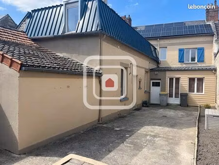 maison 6 pièces 150 m²