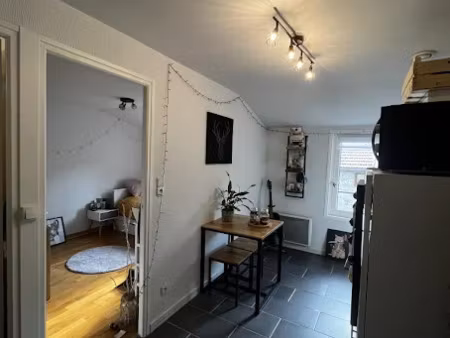 location meublée appartement 1 pièce 22 m² à bar-le-duc (55000)  390 €