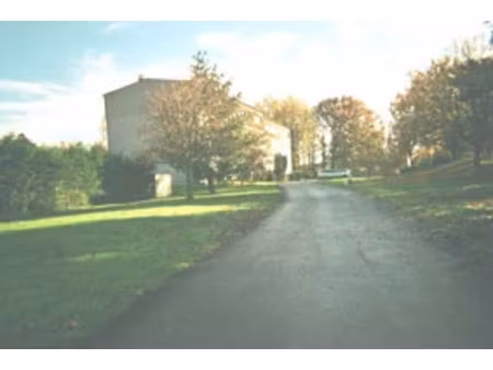 location appartement 1 pièce 30 m² à roye (80700)  511 €