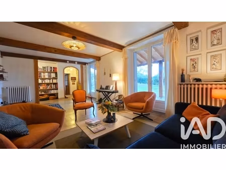 vente maison traditionnelle 8 pièces